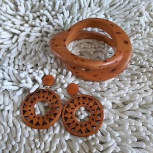 Unbranded wood jewelry set- bracelet & earrings